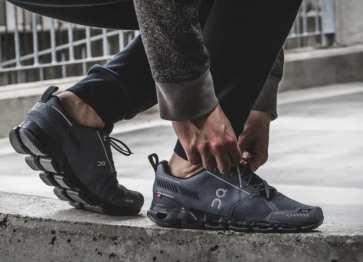 On Running shoes - 37CELLS