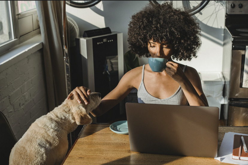 Read more about the article The Energizing Brew: The Benefits and Drawbacks of Coffee
