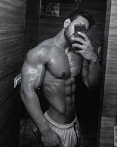 Read more about the article Bridging the Gap: Using “Fitness Selfies” and Social Proof in Omnichannel Retail